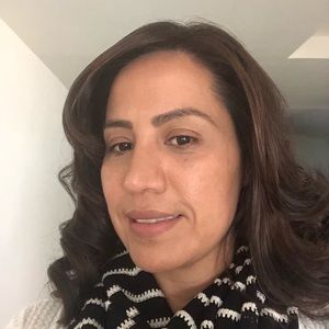 Meet your Posher, Noemi